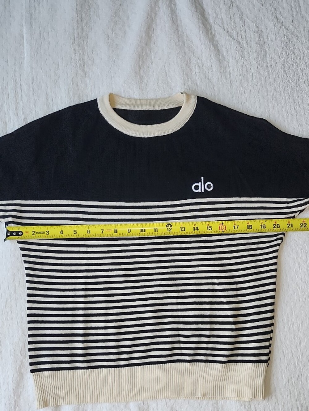Alo Yoga Tennis Club Striped Knit Pullover Sweater Black Ivory - Picture 7 of 7